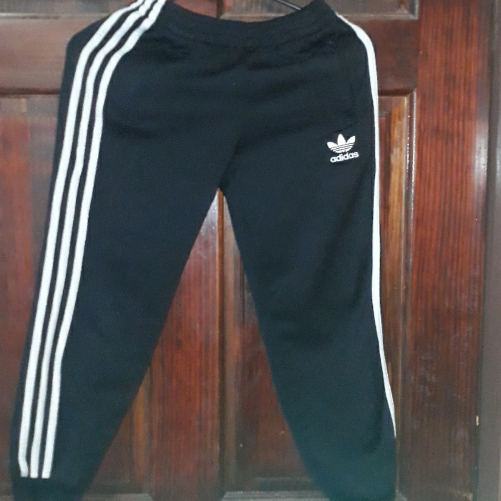 Adidas Boy Sweatpant Size 9-10 Y